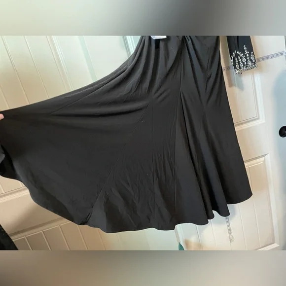 Mac Duggal Women's leena Foldover Long Sleeve Jeweled Midi Dress - Picture 12 of 14